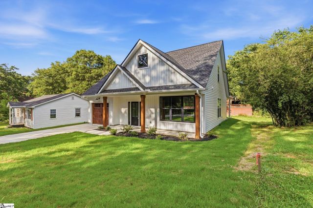 10 N Azalea Street, Liberty, SC 29657