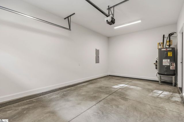 10 N Azalea Street, Liberty, SC 29657
