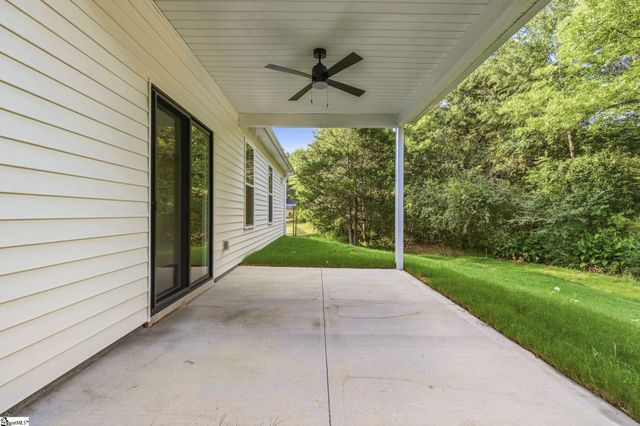 10 N Azalea Street, Liberty, SC 29657