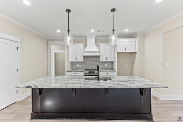 600 Bristleleaf Path, Kathleen, GA 31047