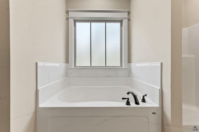 600 Bristleleaf Path, Kathleen, GA 31047