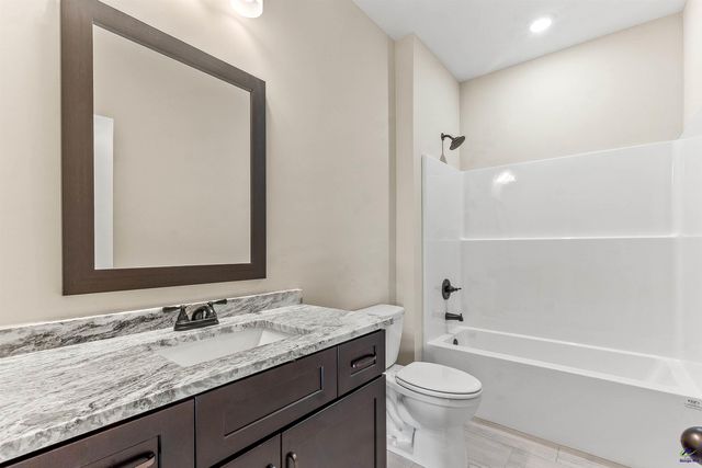 600 Bristleleaf Path, Kathleen, GA 31047