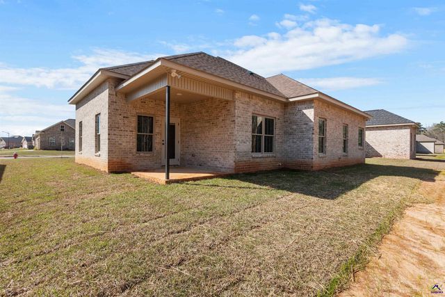 600 Bristleleaf Path, Kathleen, GA 31047