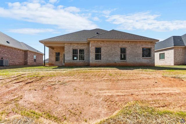 600 Bristleleaf Path, Kathleen, GA 31047