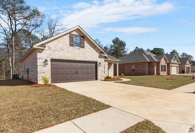 600 Bristleleaf Path, Kathleen, GA 31047