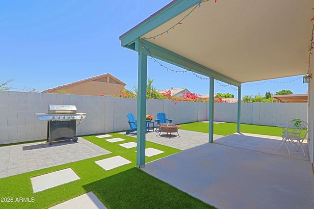 4381 E CAMPO BELLO Drive, Phoenix, AZ 85032