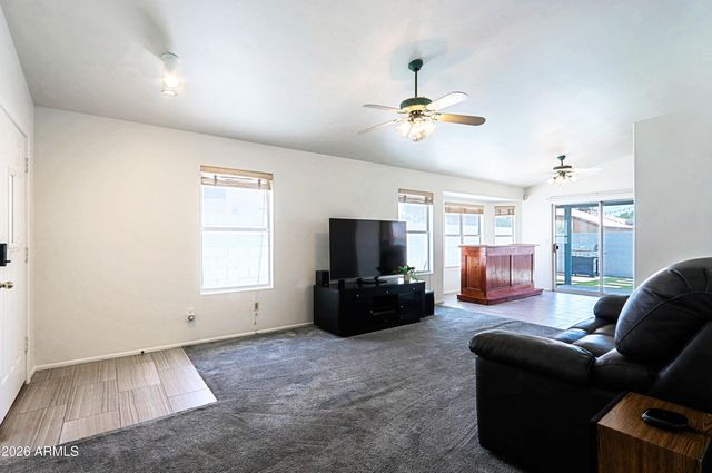 4381 E CAMPO BELLO Drive, Phoenix, AZ 85032