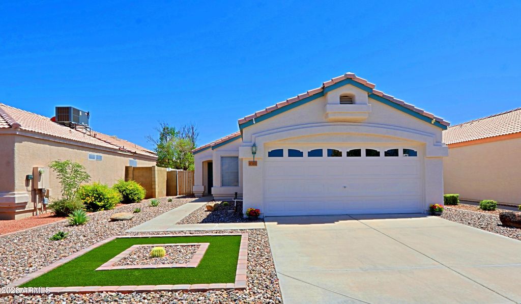 4381 E CAMPO BELLO Drive, Phoenix, AZ 85032