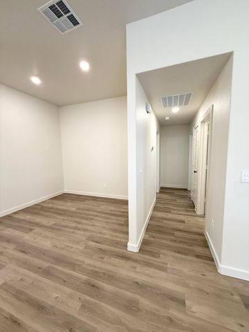 2501 Kenwood Avenue, Lubbock, TX 79407