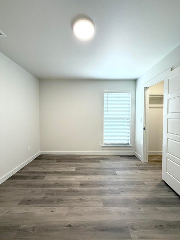 2501 Kenwood Avenue, Lubbock, TX 79407