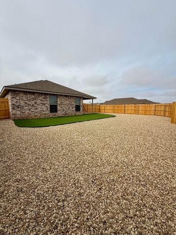 2501 Kenwood Avenue, Lubbock, TX 79407