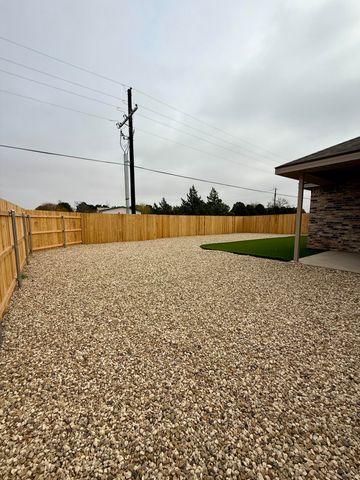 2501 Kenwood Avenue, Lubbock, TX 79407