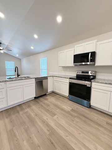 2501 Kenwood Avenue, Lubbock, TX 79407