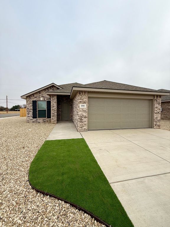 2501 Kenwood Avenue, Lubbock, TX 79407