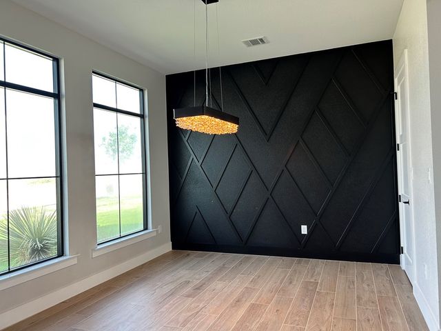 9811 E County Rd 108, Midland, TX 79706