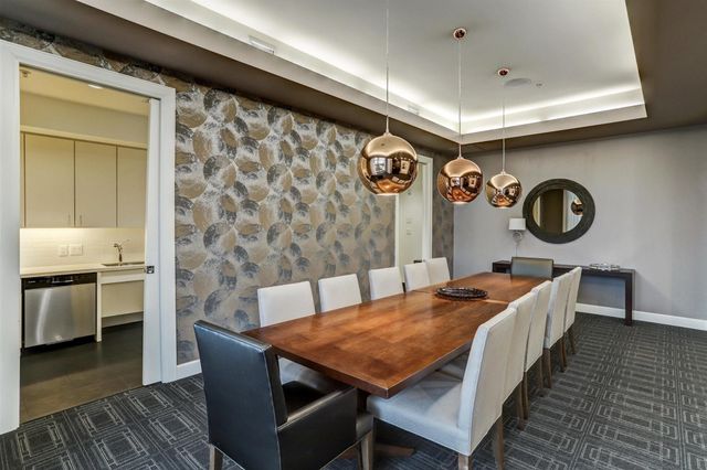 2207 Bancroft Street 604, Houston, TX 77027