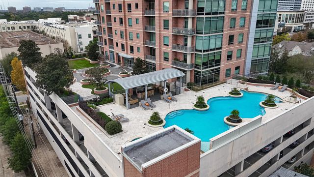 2207 Bancroft Street 604, Houston, TX 77027