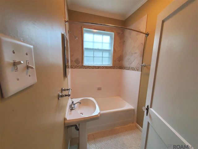 2147 Tulip St, Baton Rouge, LA 70806