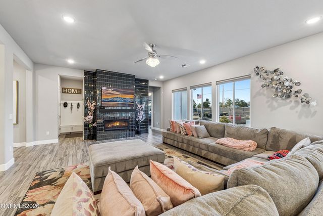 1213 Crawford Crk Court, Reno, NV 89521