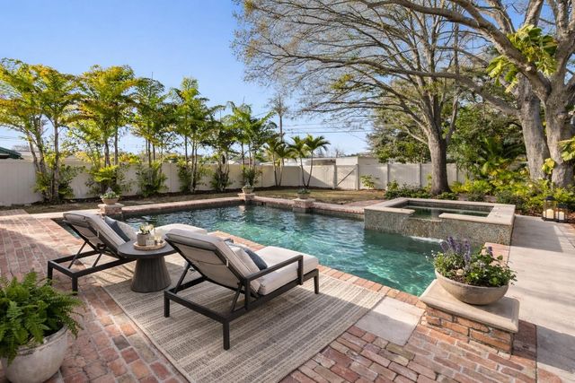 761 42ND AVENUE N, St Petersburg, FL 33703