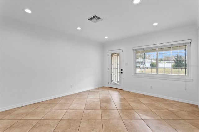 761 42ND AVENUE N, St Petersburg, FL 33703