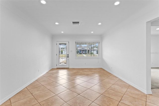 761 42ND AVENUE N, St Petersburg, FL 33703