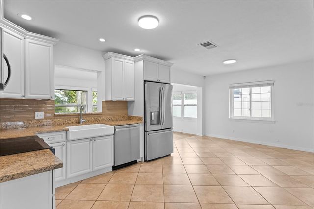 761 42ND AVENUE N, St Petersburg, FL 33703