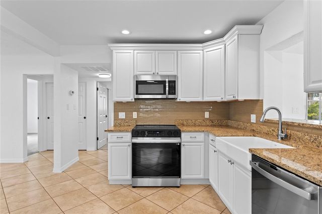 761 42ND AVENUE N, St Petersburg, FL 33703