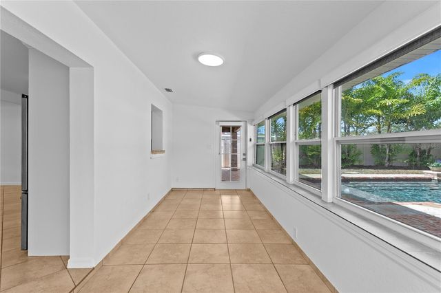 761 42ND AVENUE N, St Petersburg, FL 33703