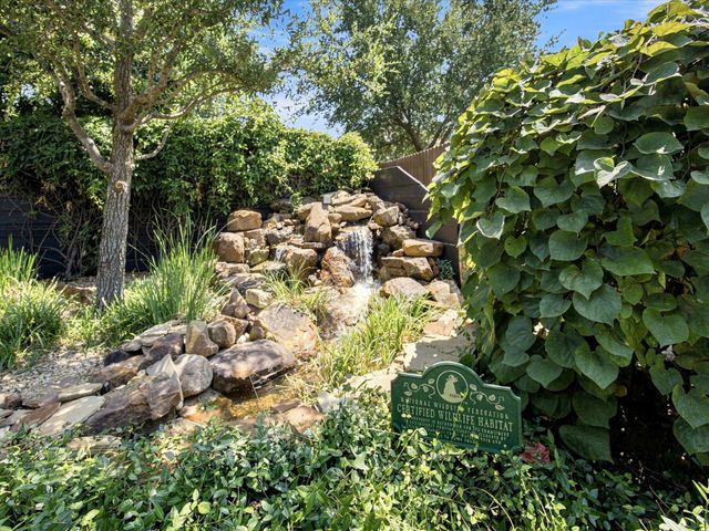 1101 Broken Wheel Trail, Aubrey, TX 76227