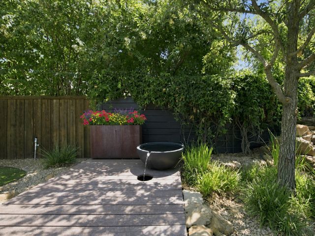 1101 Broken Wheel Trail, Aubrey, TX 76227