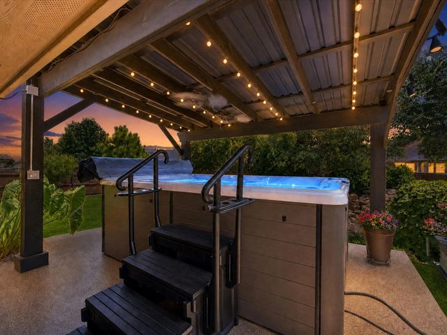 1101 Broken Wheel Trail, Aubrey, TX 76227