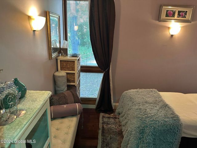 2093 Western Avenue, Guilderland, NY 12084