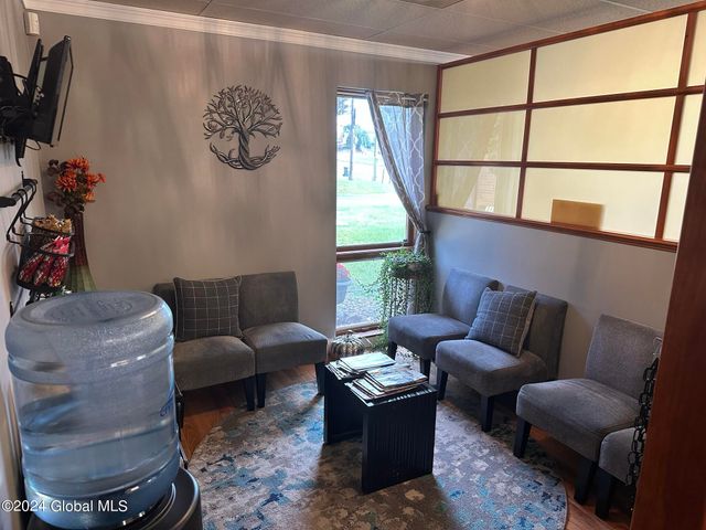 2093 Western Avenue, Guilderland, NY 12084