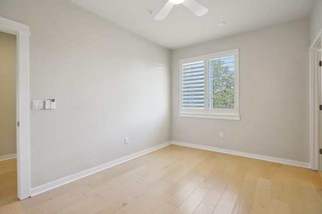 4008 Valley View RD A, Austin, TX 78704