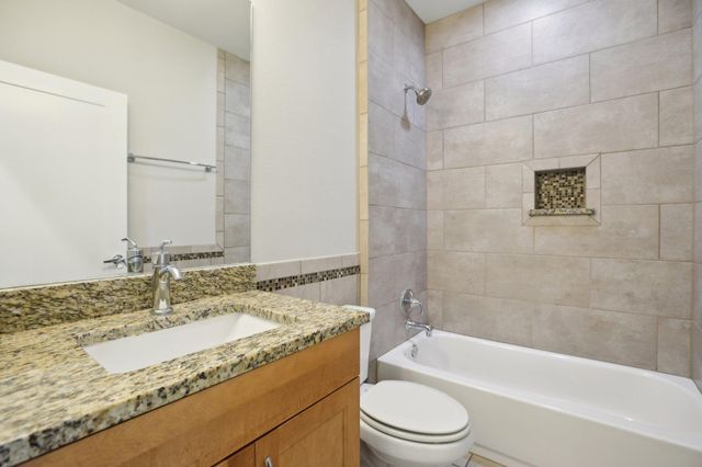 4008 Valley View RD A, Austin, TX 78704