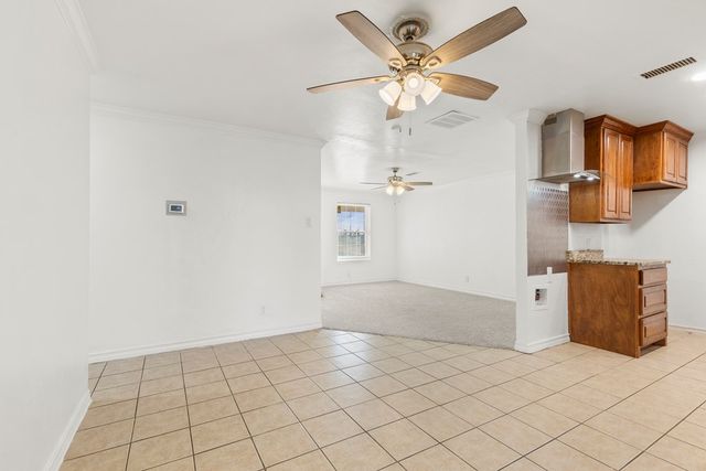 1905 E Pecan Ave, Midland, TX 79705