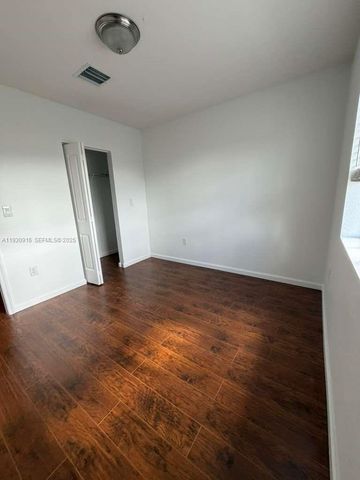 13982 SW 276th St, Homestead, FL 33032