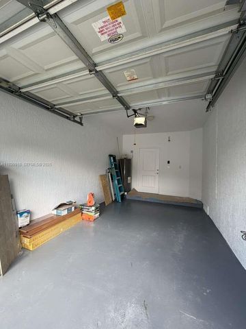 13982 SW 276th St, Homestead, FL 33032