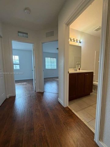 13982 SW 276th St, Homestead, FL 33032