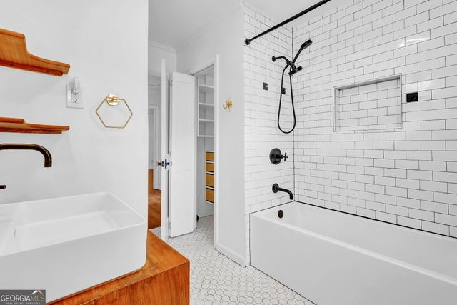 1397 Downs Drive, Atlanta, GA 30311