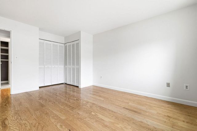 403 Tuckers Ln 403, Hingham, MA 02043