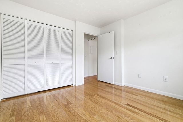 403 Tuckers Ln 403, Hingham, MA 02043