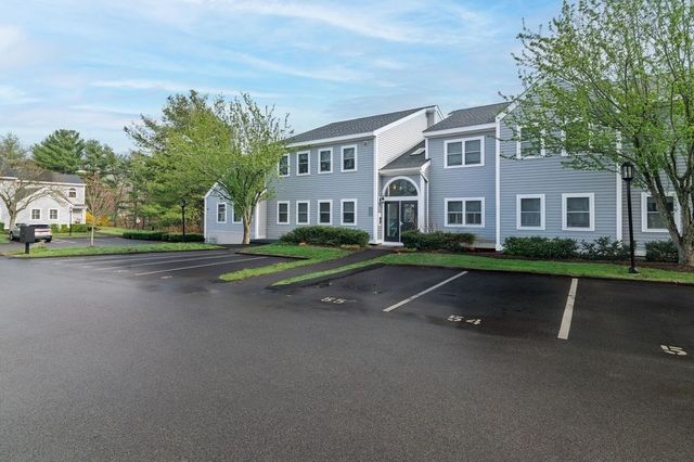 403 Tuckers Ln 403, Hingham, MA 02043