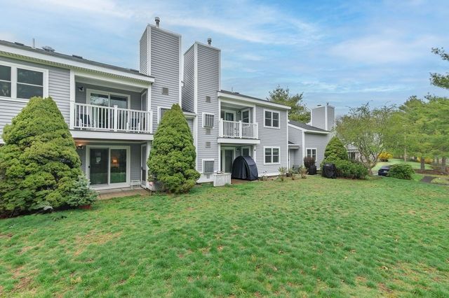 403 Tuckers Ln 403, Hingham, MA 02043