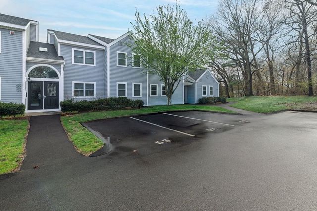 403 Tuckers Ln 403, Hingham, MA 02043