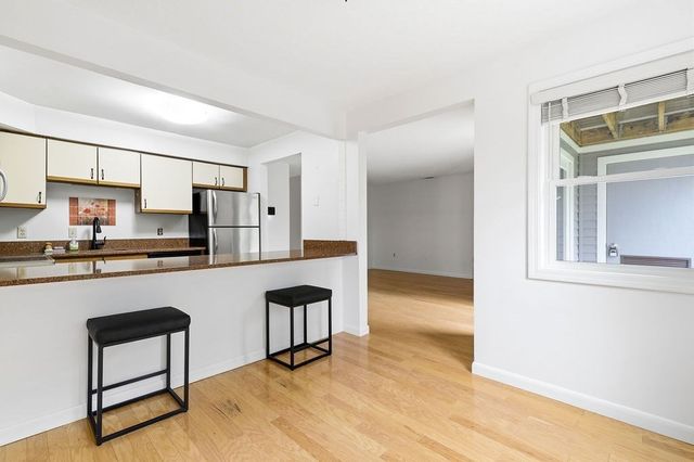 403 Tuckers Ln 403, Hingham, MA 02043