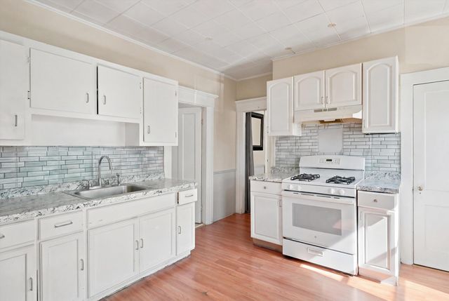 401 Cedar Street, Manchester, NH 03103