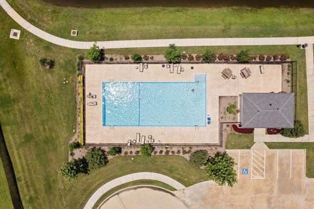11251 Stirton Drive, Tomball, TX 77375
