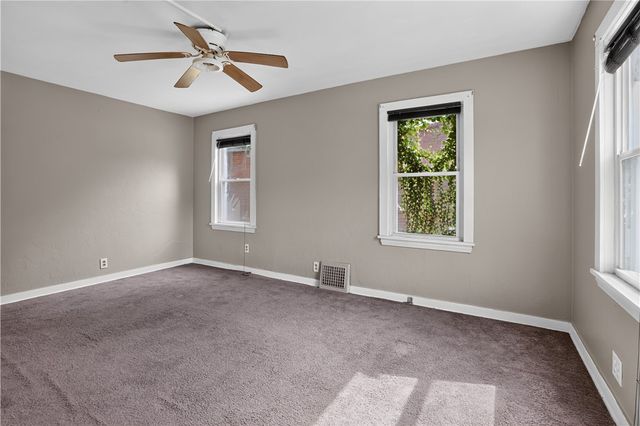 2137 Village Dr, Wilkinsburg, PA 15221
